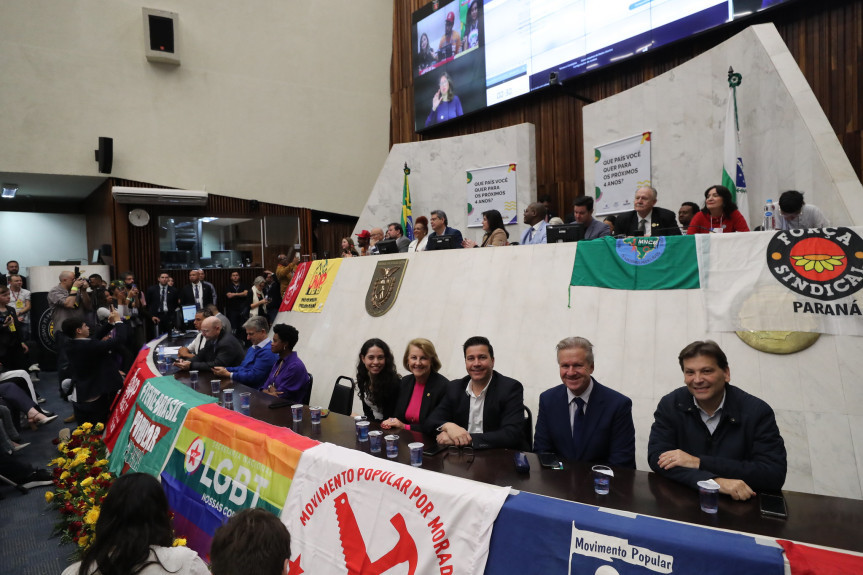 Deputados estaduais participaram da Plenária Estadual de discussão e participação popular do Plano Plurianual Participativo – PPA, promovida pelo Governo Federal.