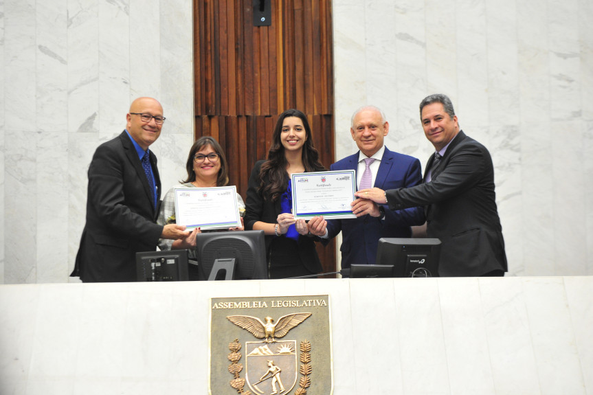 A estudante Mariane Silvério, de Toledo, foi a vencedora da edição 2019 do Geração Atitude.