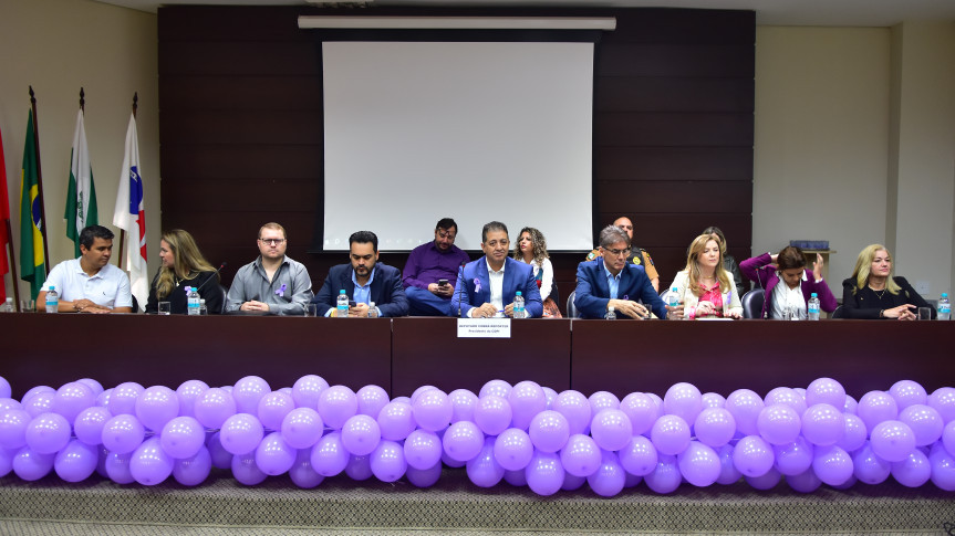 O encontro ocorreu ao longo de toda essa sexta-feira (2), no auditório da Ordem dos Advogados do Brasil (OAB) de Londrina.