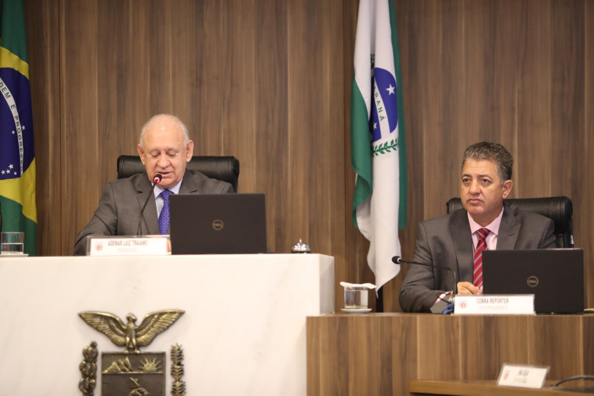 O deputado Cobra Repórter (à dir) é o autor da proposição.