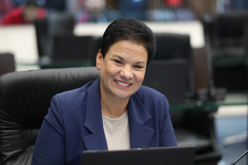 “Convido todas as mulheres que são inspiração para todas nós, quando o assunto é empreender, a participar e estar junto conosco. Tenho certeza que alçarão voos muito maiores e terão ainda mais sucesso por onde passarem”, afirmou a deputada.