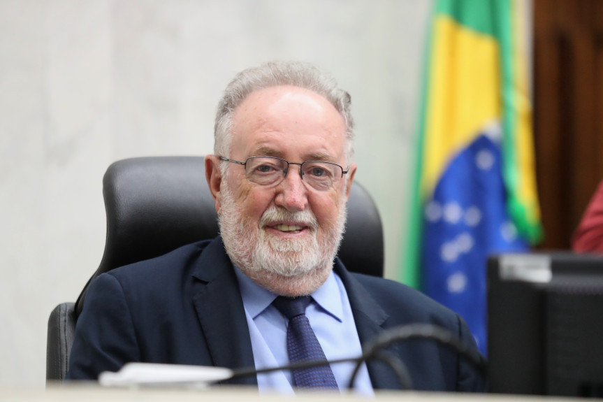 Deputado Tercilio Turini (MDB).