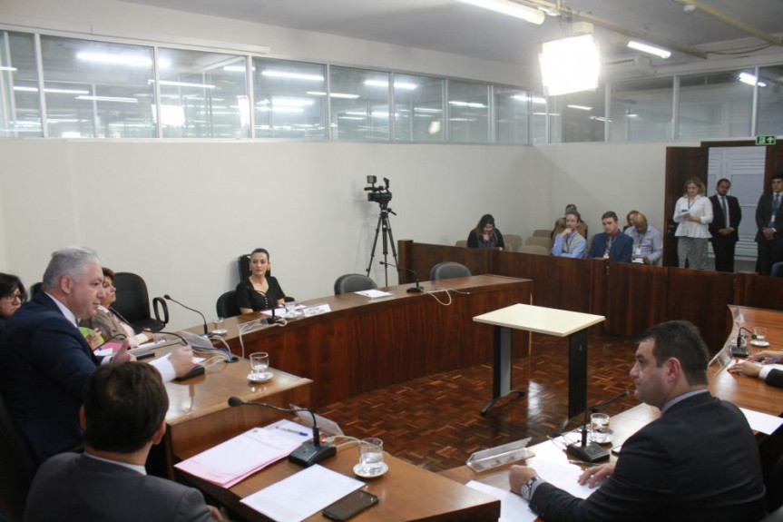 Deputados que integram a Comissão de Esportes da Alep aprovam Frente para incentivo ao paradesporto.