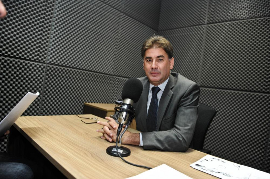 Programa "Fala Deputado" com deputado Paranhos (PSC)