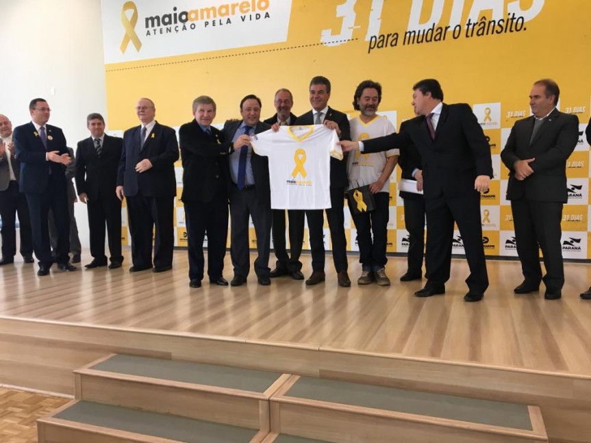 Governador Beto Richa lançou hoje em solenidade a campanha do " Maio Amarelo".