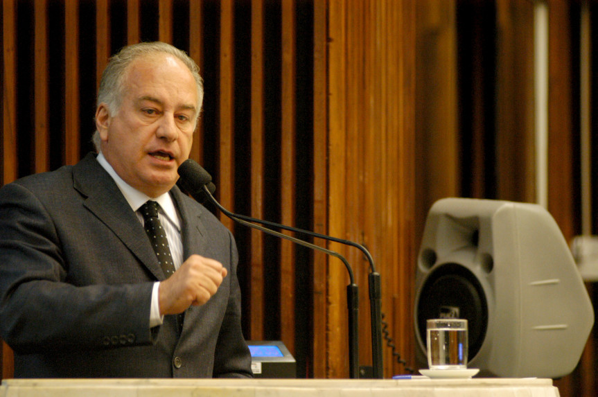 Código Florestal: Para o deputado Luiz Eduardo Cheida (PMDB), que preside a Comissão de Ecologia e Meio Ambiente,  “é preciso preservar para poder produzir."