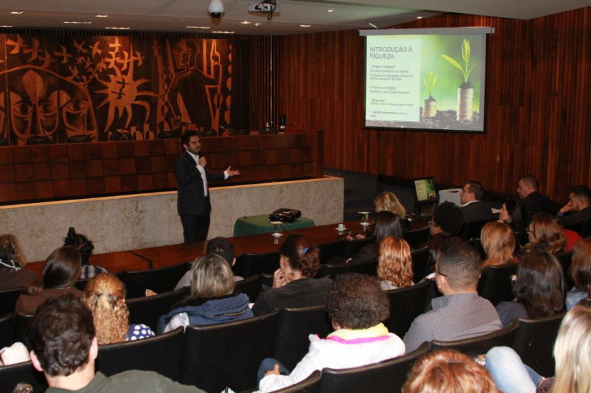 Curso da Escola do Legislativo teve uma grande participação de público.