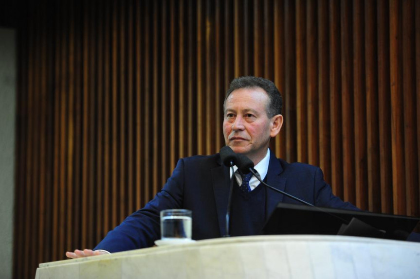 Deputado Professor Lemos (PT).