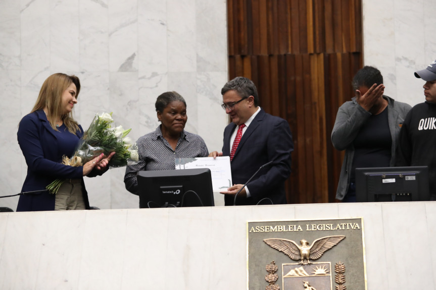 Sessão solene celebrou o Dia Estadual de Valorização dos Profissionais da Saúde.