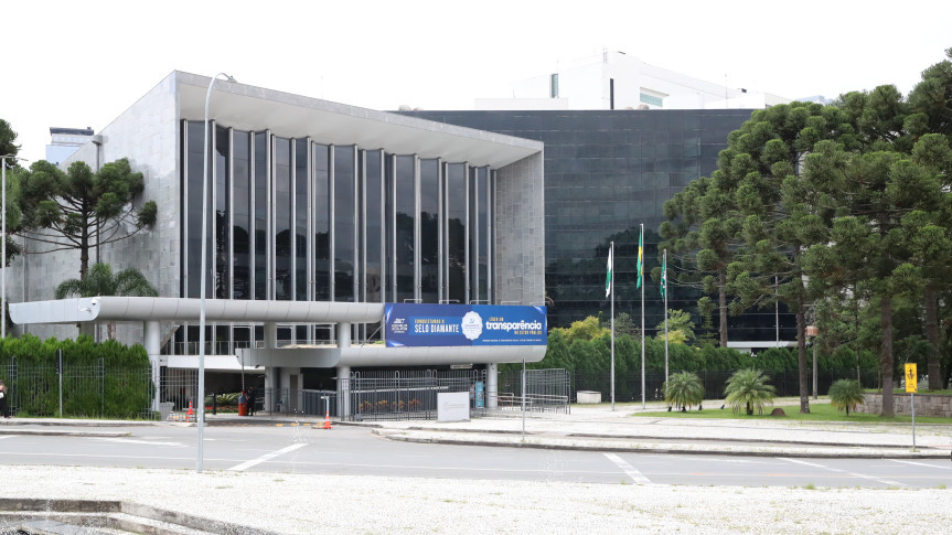Na terça-feira (9) serão realizadas duas sessões plenárias.