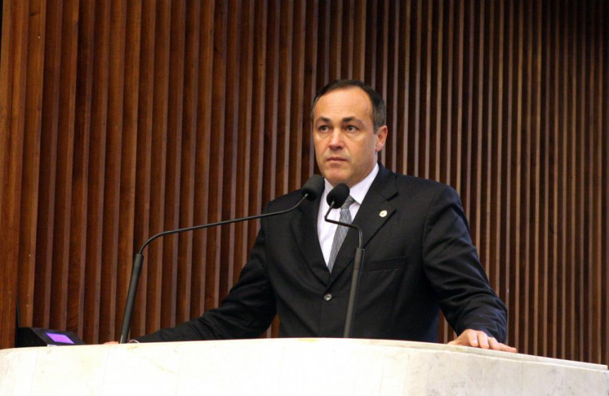 Deputado Stephanes Junior (PMDB).
