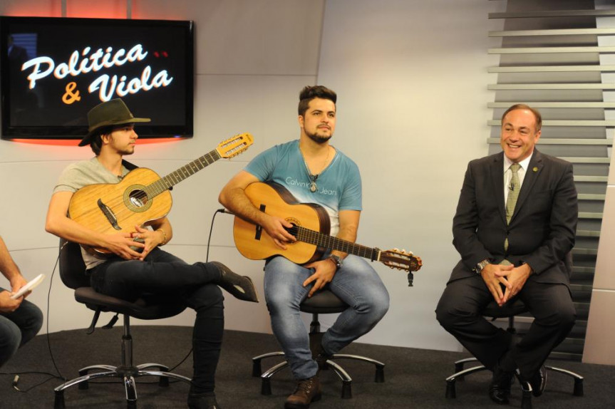 Programa "Política e Viola" com deputado o Stephanes Júnior (PSB).