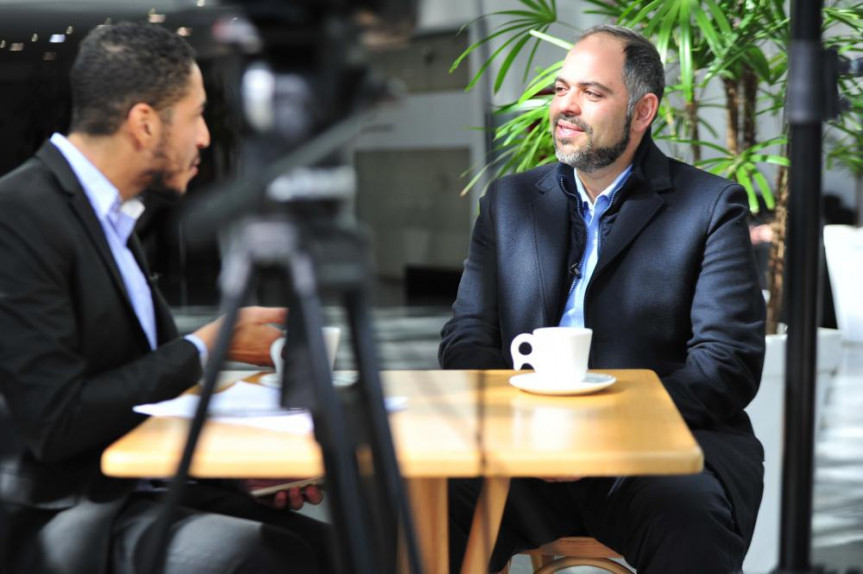 Deputado Artagão Júnior é o entrevistado programa Café com Política da TV Assembleia que vai ao ar nesta terça-feira (06) após a sessão plenária.