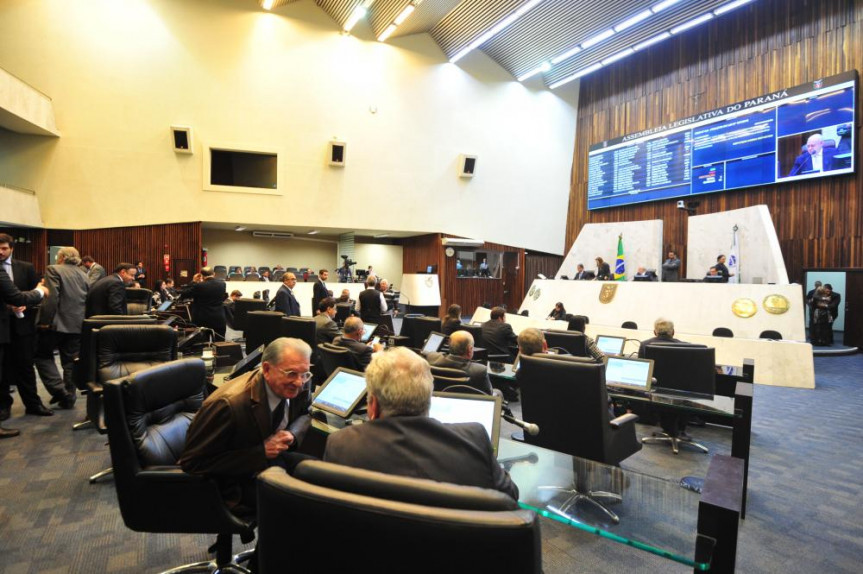 Sessão Plenária e Sessão Plenária antecipada. 18/09/2018