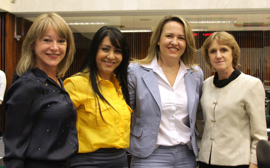 Atuais deputadas da Alep: Rose Litro (PSDB), Cantora Mara Lima (PSDB), Marla Tureck (PSD) e Luciana Rafagnin (PT)