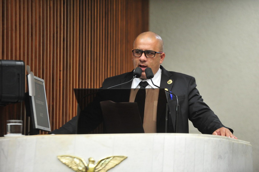 Deputado Soldado Fruet (PROS).