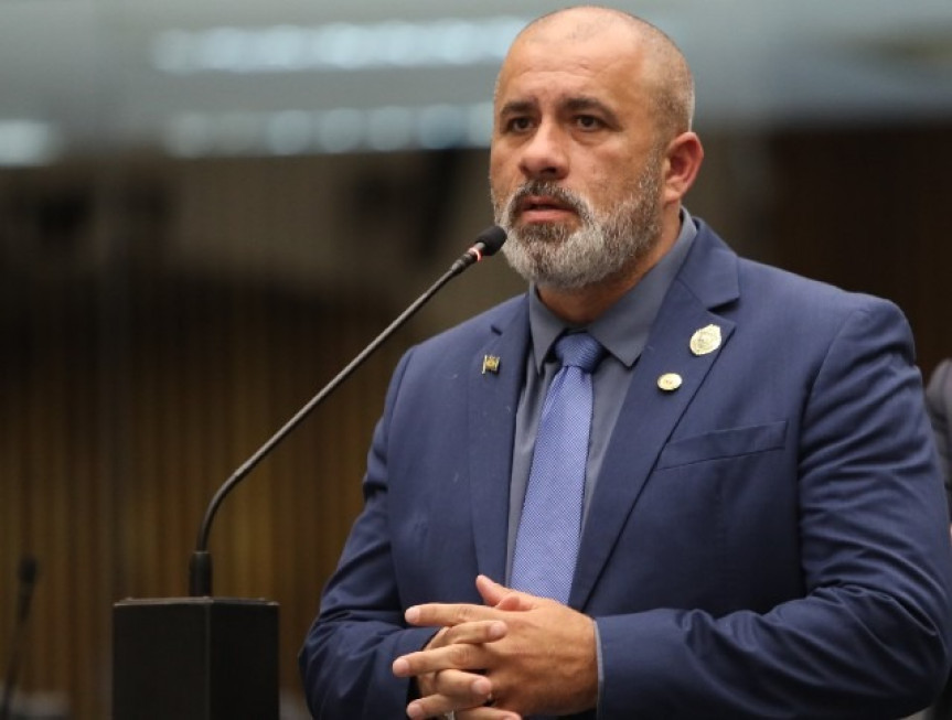 Deputado Soldado Fruet (PROS).