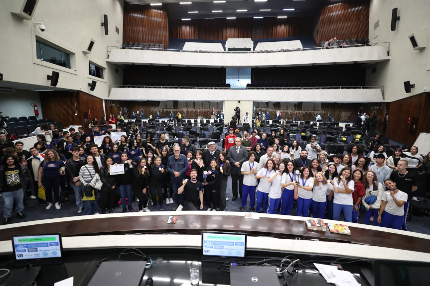 Aulão lotou o Plenário da Assembleia Legislativa na manhã desta sexta-feira (27).