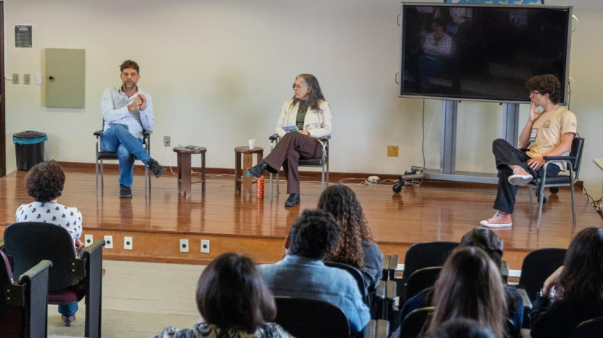 O evento foi organizado pelo Centro Acadêmico de Engenharia Ambiental da UFPR.