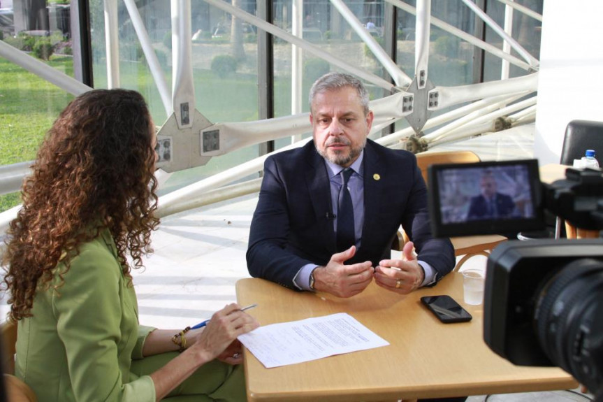 Deputado Ricardo Arruda (PSL) é o entrevistado do programa Café com Política da TV Assembleia desta segunda-feira (16)