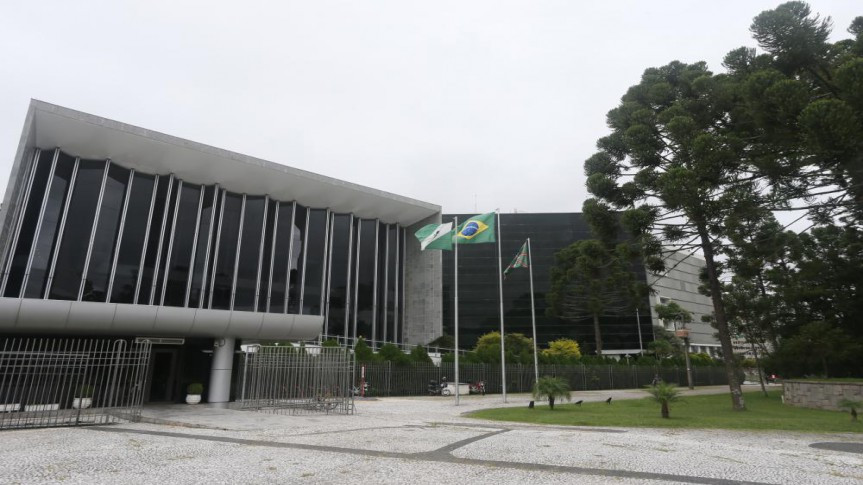 Semana com debates intensos na Assembleia. Em votação no plenário o projeto que institui o Projeto Escola sem Partido.