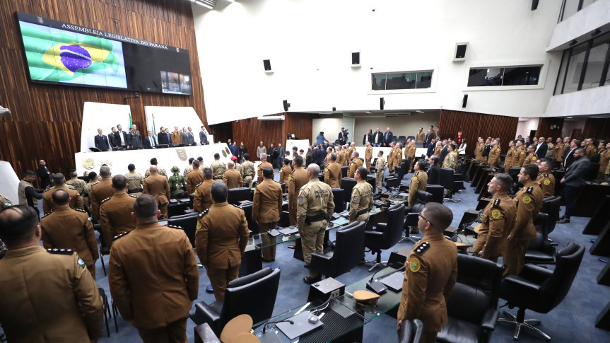 Solenidade lotou o Plenário da Assembleia Legislativa na manhã desta terça-feira (12).