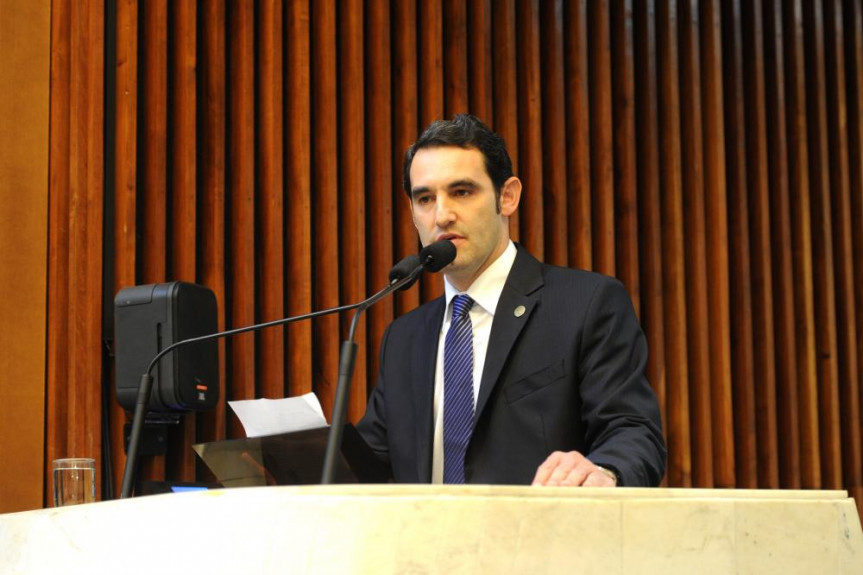 Deputado Alexandre Guimarães (PSC). 