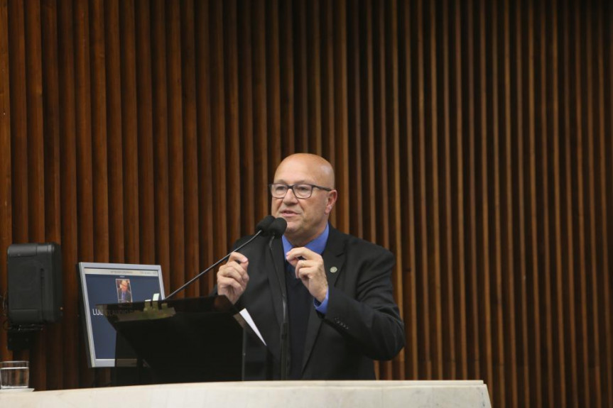 Deputado Romanelli (PSB) autor do requerimento que retirou de pauta o projeto "Escola sem Partido".