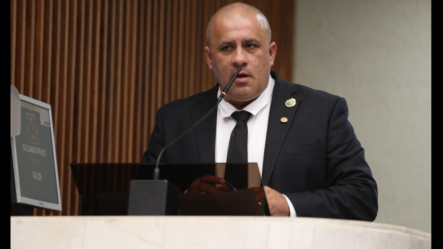 Deputado Soldado Fruet (PROS).