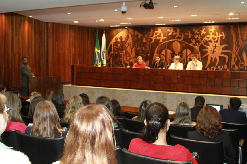 Audiência Pública sobre a "Prevenção pela Nutrição e 50 anos de Nutrição no Brasil" na manhã desta quinta-feira (31).