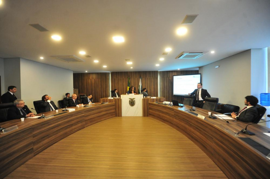 Presidente da APD fez uma prestação de contas aos deputados na Assembleia Legislativa do Paraná.