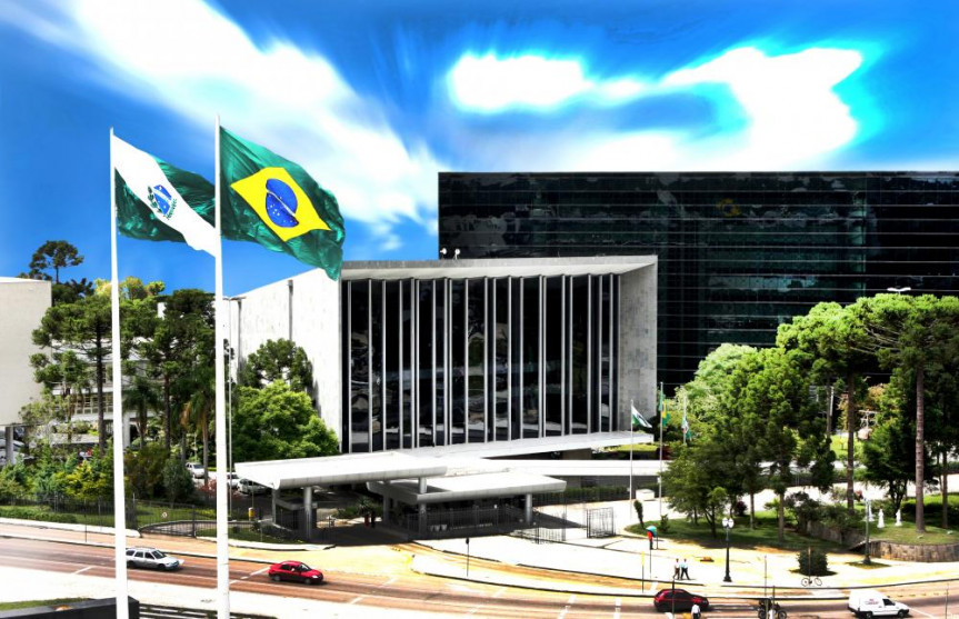 Fachada Assembleia Legislativa do Paraná.