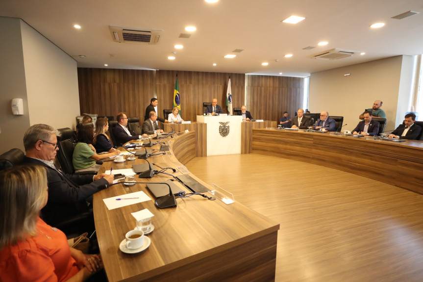 Reunião ocorreu nesta terça-feira (2), no Auditório Legislativo.