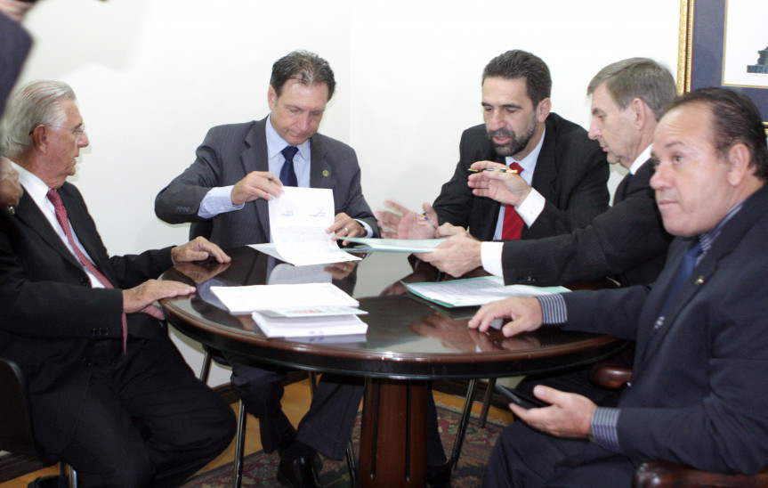 Reunião da Comissão de Finanças.