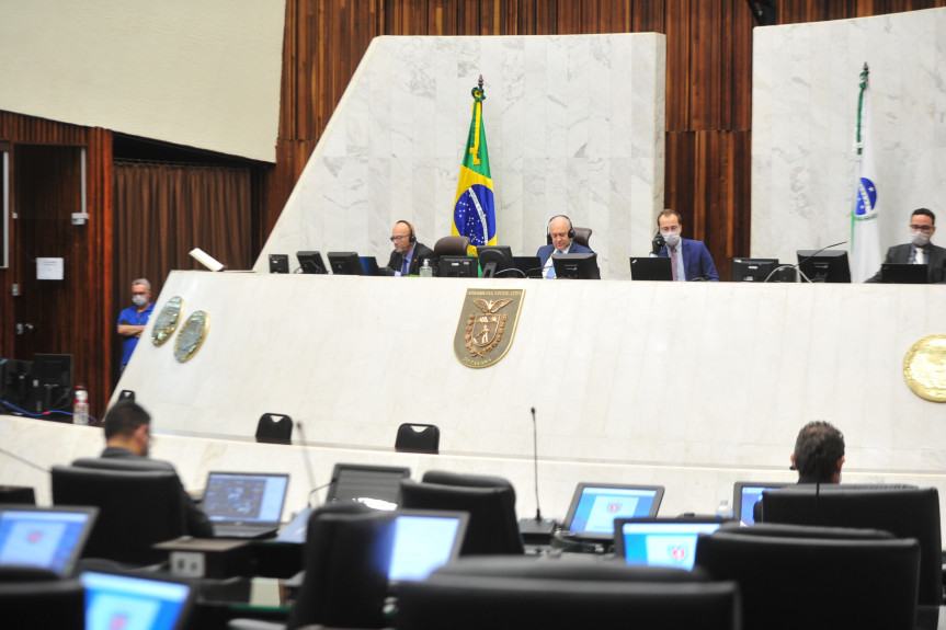 Sessão plenária desta segunda-feira (06) realizada de forma remota na Assembleia Legislativa do Paraná.