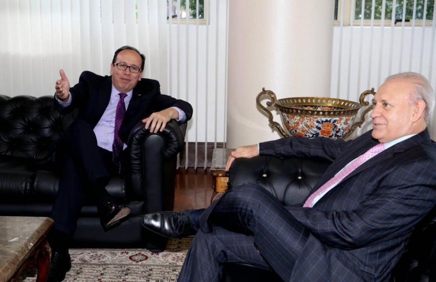  Embaixador do Paraguai, Manuel Maria Cáceres Cardozo e o presidente da Alep, dep. Traiano. 