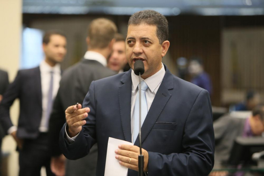 O deputado Cobra Repórter (PSD) é o relator da PEC na Comissão Especial.