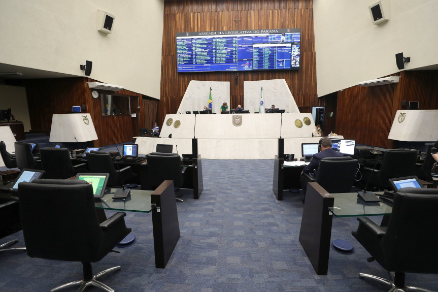 Proposta aprovada pelos deputados adequa o Paraná ao convênio celebrado entre o Confaz e o TSE, isentando do imposto as doações de equipamentos de proteção contra a covid-19 para uso no dia das eleições municipais.