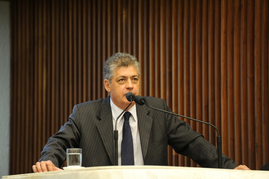 Deputado Péricles de Mello (PT), autor do projeto.