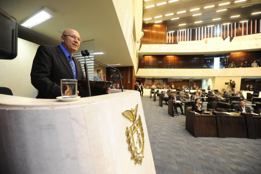 Deputado Romanelli (PMDB).