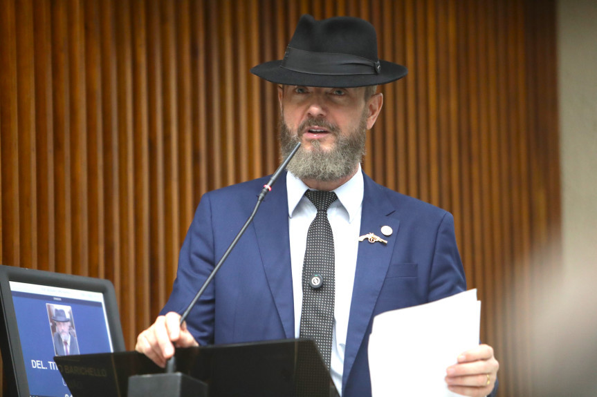 Deputado Tito Barichello (União).