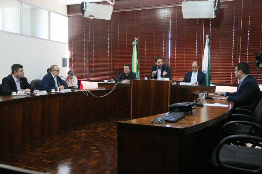 Secretário Marcio Nunes, de Estado do Desenvolvimento Sustentável e Turismo, participou da reunião da Comissão de Ecologia, Meio Ambiente e Proteção aos Animais da Alep.