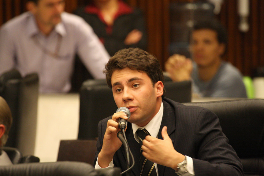 Deputado Evandro Junior (PSDB), propositor do projeto que visa incentivar a doação de medulas ósseas no Paraná