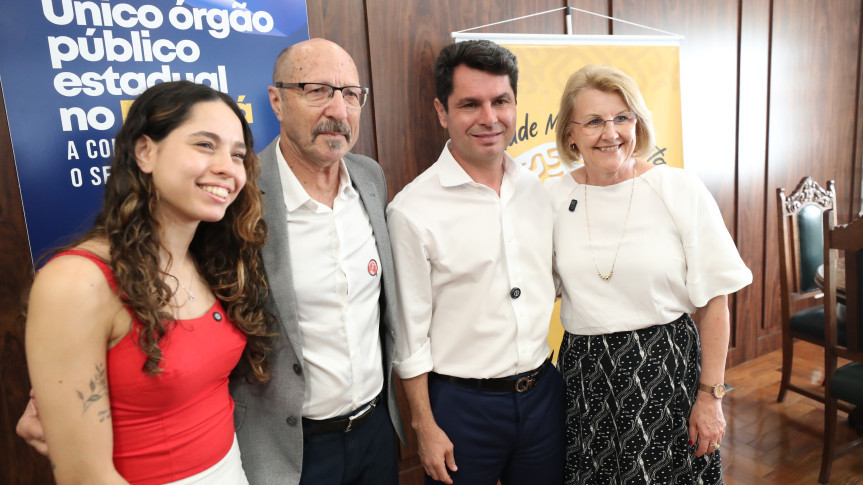 Convênio foi firmado na tarde desta segunda-feira (15), no Gabinete da Presidência.