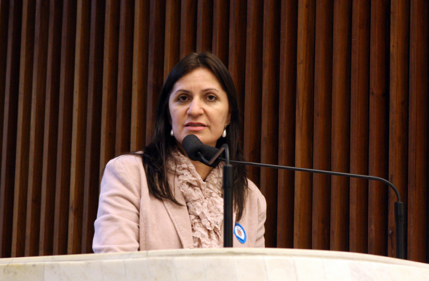 Presidente do APP Sindicato, professora Marlei Fernandes de Carvalho.