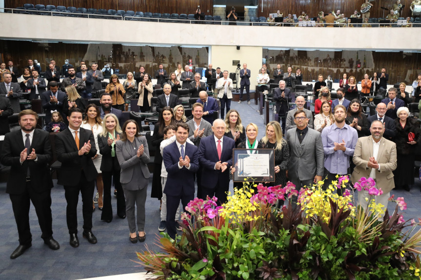 A empresária Clemilda Thomé é a mais nova Cidadã Benemérita do Paraná.