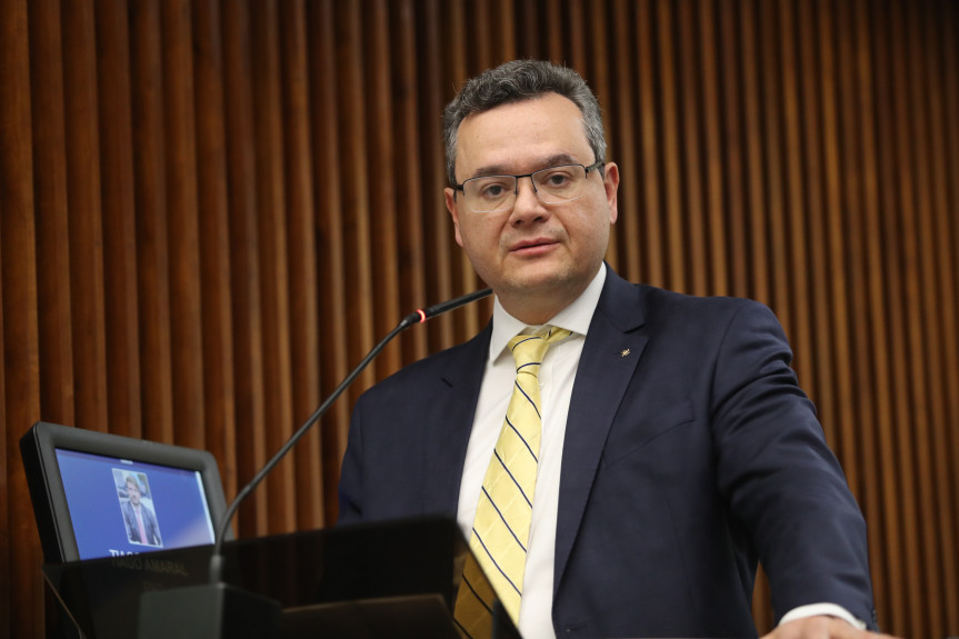 Presidente do Banco do Brasil faz balanço de investimentos da instituição no Paraná.