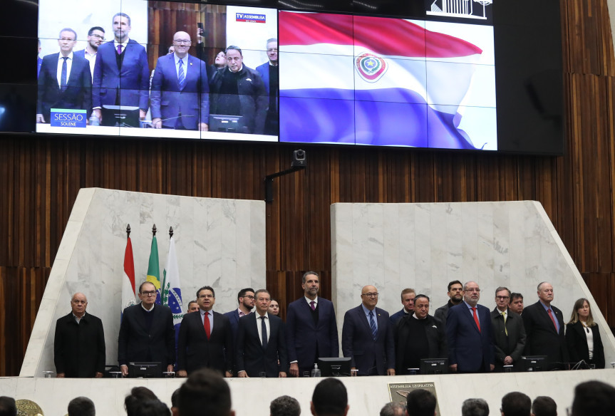 Solenidade lotou o Plenário da Assembleia Legislativa na manhã desta quarta-feira (29).