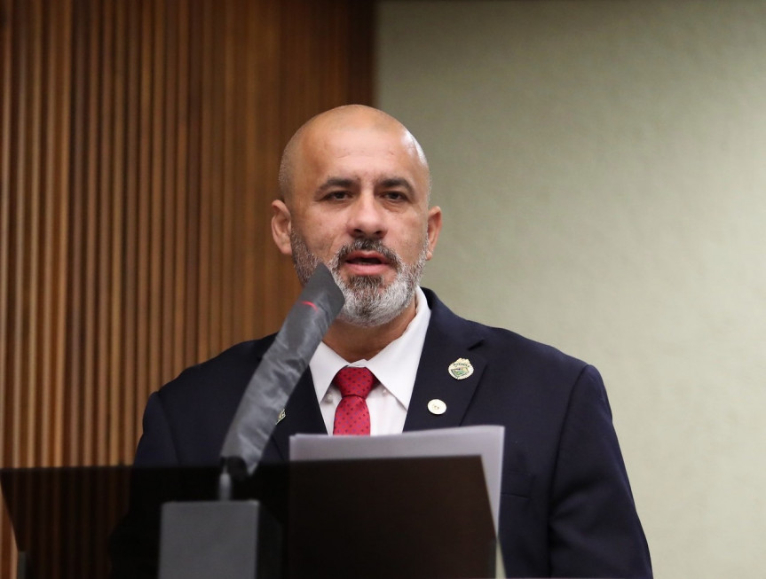 Deputado Soldado Fruet (PROS).