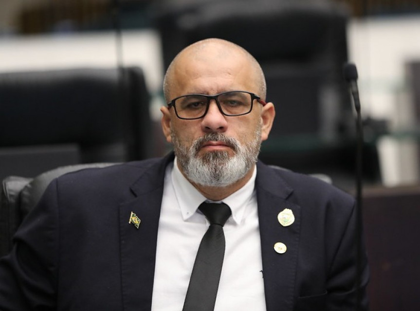 Deputado Soldado Fruet (PROS).